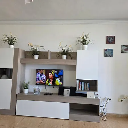 Jacaranda Mit Pool Apartament *